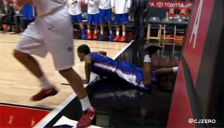 resbalarse,baloncesto,fail 2 veces,doble,resbalar,basket