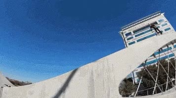 ca&iacute;da de 30 m al menos,pasar,estructura,puente,bicicleta