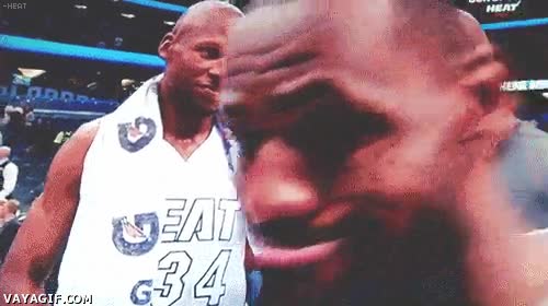 lebron james,miami heat,cara,robar,sonrisa,trollear,entrevista,reportero