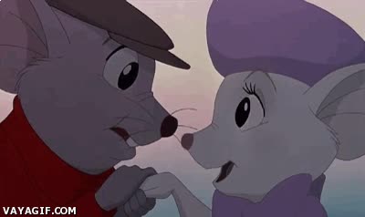 exploradores,ratones,al agua,separar,empujar,pareja feliz