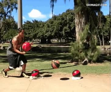 mola mucho,tio,dos pelotas,basket,equilibrio