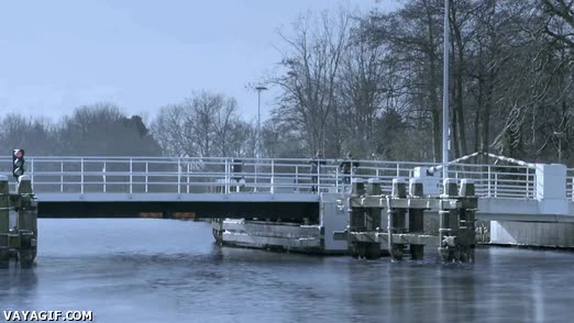 lengua,hielo,pegar,puente,elevacion,siempre puede ser peor