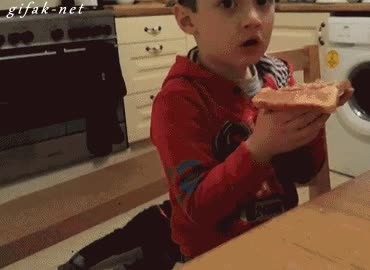 Los hermanos más patosos y sincronizados del mundo patosos,caerse,niños,família,pequeños