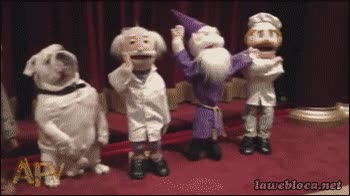 infiltrado,impostor,juguetes,muñecos,gran perro,mejor muñeco,perro