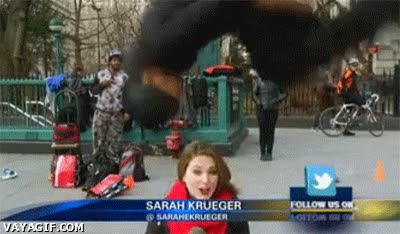 hay que tener cuidado,voltereta,por encima,saltar,parkour,reportera