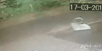 por los pelos,accidente,conductor,conducir,milagro,carretera,colchon