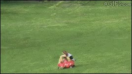 Coche,Juguete,Rampa,Hijo,Padre,Salvar,Velocidad,Correr,En el último momento