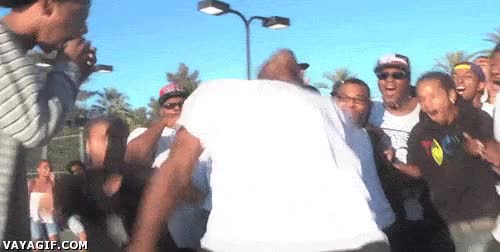 Cuando corriges a tu profesor y tienes toda la razón admiración,like a boss,baile de la victoria,error,maestro,clase,profesor,acierto,verdad