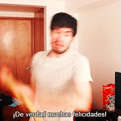 rabiar,enfado,decepcion,furia,chica,palazos,amigo,liarse,german