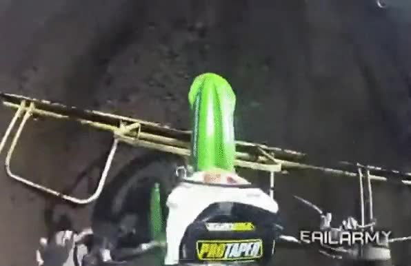 Moto,Carrera,Frenada,inesperado,clavado,salida,motocross