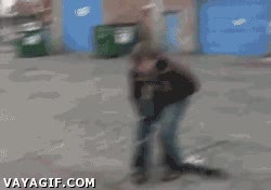 nunchakus,resbalar,golpe bajo,tonto,skate,tropezar,al suelo,fails everywhere