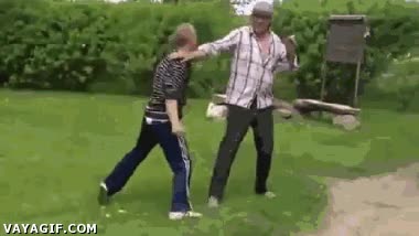 caerse,borracho,hermano peque&ntilde;o,bloquear,quita tonto