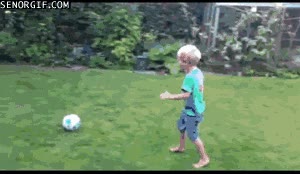 marear,hijo,pelota,f&uacute;tbol,troll,mareo