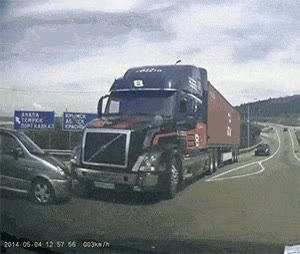 Coche,Cami&oacute;n,Accidente,Choque,Freno,Frenar