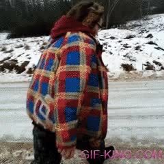 resbalar,coche,carretera helada,patinar,deslizar,salir de la carretera