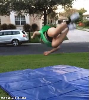 brinco,salto,voltereta,golpe,cadera,dolor,espalda,columna vertebral,backflip