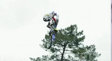 salto,moto,acrobacia,pirueta,fail,tierra