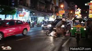 temerario,bebe,negligente,motocicleta,casco,tonto