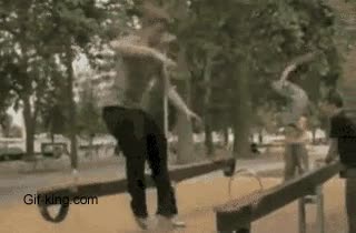 echarse atr&aacute;s,golpe,en toda la boca,balancin,fail