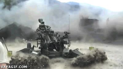 mando a a distancia,ca&ntilde;&oacute;n,disparo,arma,explosi&oacute;n,control remoto