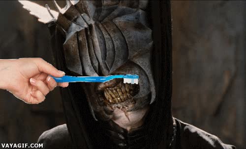 Así me siento después de lavarme los dientes tras dos días sin hacerlo dientes,lavar,limpiar,cepillo de dientes,asquerosos,la boca de sauron