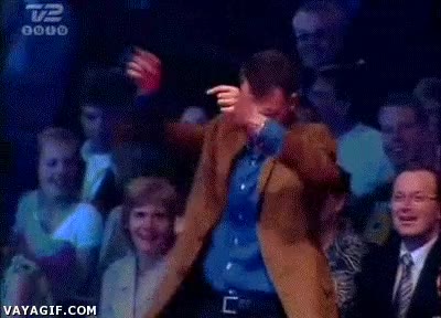 fiesta,publico,darlo todo,levantarse,seguirle,motivado