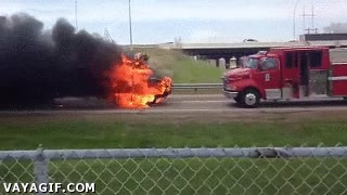 fuego,bomberos,camion,llamas,incendio,incendiado