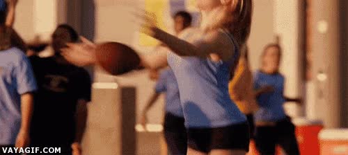 balon,pecho,chica,pelota,atrapar