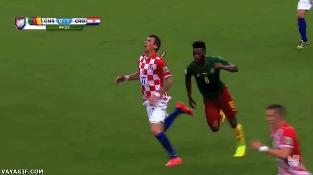 mundial,croacia,camerun,photoshop,mentira,cuchillo,clavar,puñalada