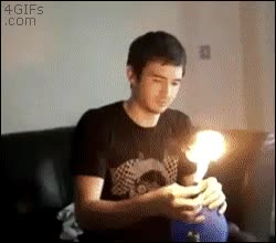 ¿Cuántas veces te han de decir que no juegues con fuego? gas,globo,explosión,fuego,deflagración,en toda la cara