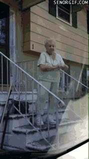 escaleras,abuela,se&ntilde;ora mayor,bailar,meneito