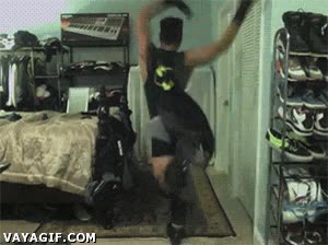 humor,baile,disfraz,cosplay,Batman,aberraci&oacute;n,habitaci&oacute;n