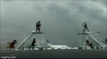 justa,escaleras,avion,jackass,lanzas,al suelo,medieval