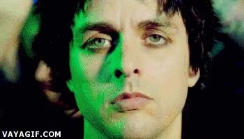 música,Green Day,Billie Joe Armstrong,Kill the DJ,aburrimiento,fiesta,ojos verdes