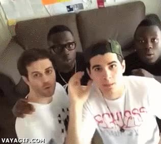 araña,susto,lag,fail,amigos,habitacion,perspectiva araña