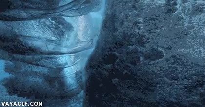 ola,agua,bajo