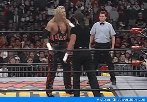 Caerse,exagerar,tocar,ring,fingir,exagerado,piscinero,teatrero,wwe,pressing catch,en realidad todos son unos cuentistas