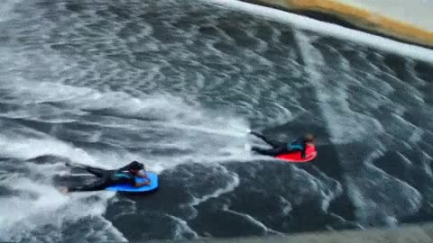 cascada,desag&uuml;e,c&aacute;rcamo,tobog&aacute;n,bodyboard