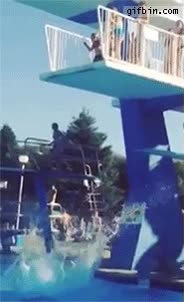 piscina,trampolin,acrobacia,castaña,caida,fail