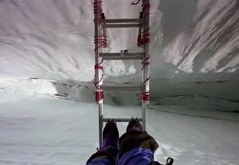 andar,paseo,yo ni de co&ntilde;a lo hago,muerte segura,escalera,hielo,valor