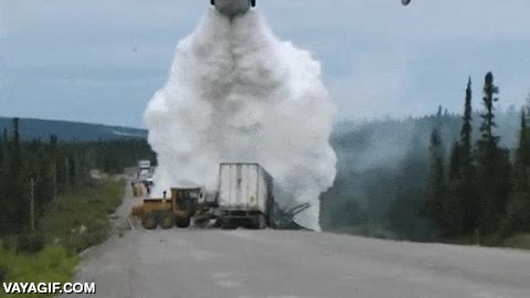 descargar,hidroavion,carretera,incendio,camion,un poco excesivo no?,agua,apagar