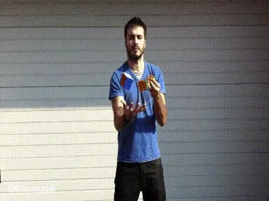 malabares,malabarista,malabarismos,en el aire,de tres en tres,cubo de rubik