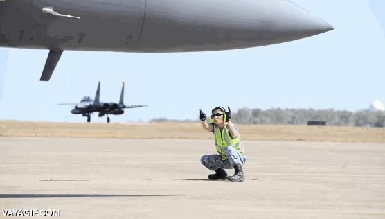 Enlace a En las fuerzas aéreas de Singapur saben controlar el tráfico aéreo con mucho flow