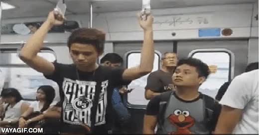soluciones,ser bajito,bajo,tren,metro,agarrar,asideras,brazo