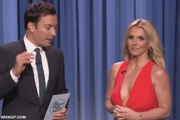 Britney spears,jimmy fallon,mirar,parte delantera de la espalda,imposible evitarlo