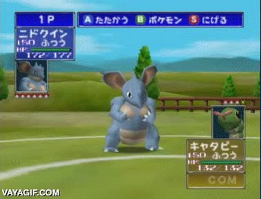 solo en japon,Nidoqueen,pokemon,pokemon stadium,nintendo,nintendo 64,acomodar,tierra,incomodo,escote,sostener,dama