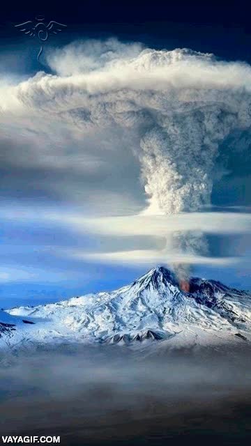 increible,volcan,desde,otra,perspectiva,time-lapse,erupcion