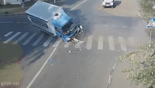 accidente,bicicleta,coche,camion,por poco,volver a nacer