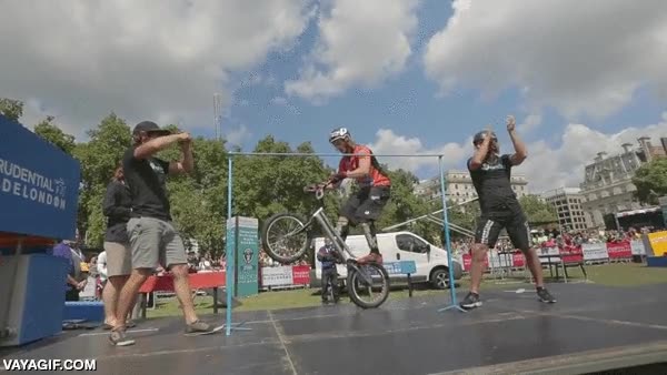salto,bunny hop,record mundial,record del mundo,bmx,saltar