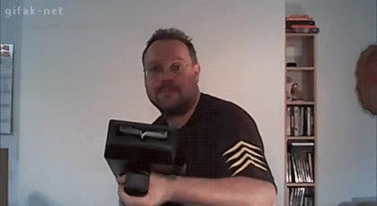 invento,maquina,avion,papel,origami,disparar,pistola